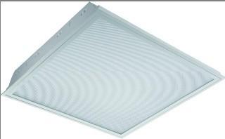 T5 luminaire with prismatic diffuser