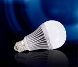 6W LED bulb with 420 to 600lm Lumens, 3,000 to 6,000K Color Temperature/