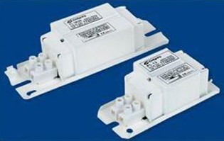 Inductive ballasts for fluorescent lamps