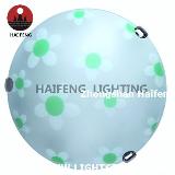 Round ceiling light with flower pattern