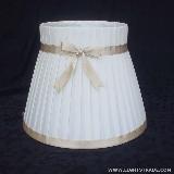 Side pleated shade