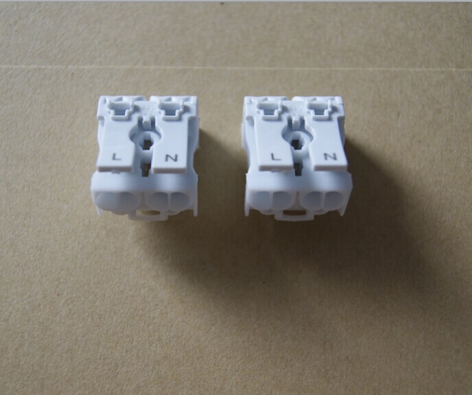 Quick plug terminals connectors