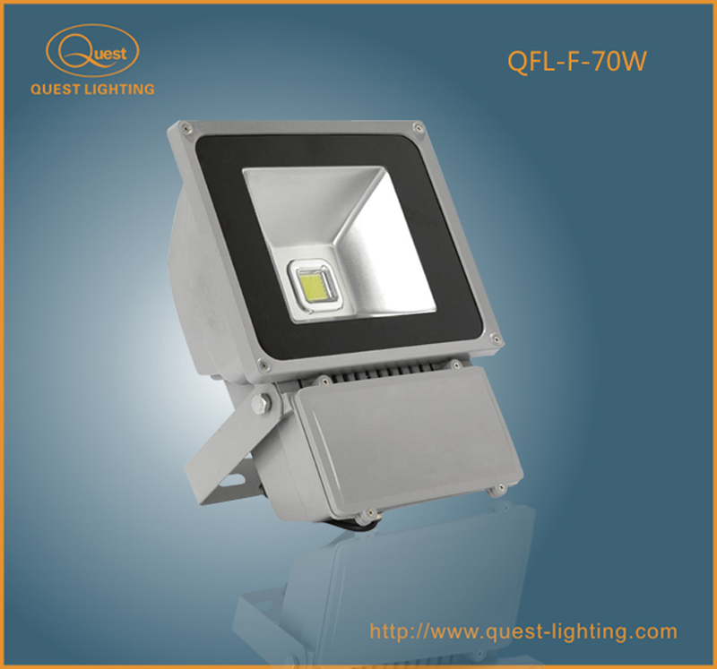 QUEST LIGHTING LED FLOODLIGHT QFL-F-70W