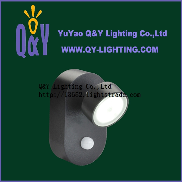 New outdoor exterior sensor LED wall light 4W IP44 exterior outdoor aluminum black Europe mdern lamp