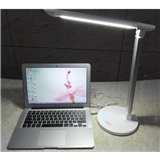 Dimmable recharging led desk lamp with usb
