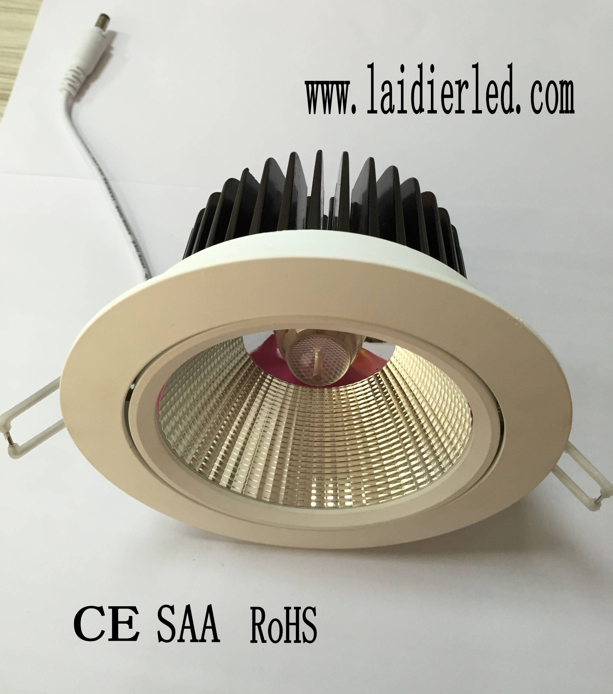Latest design LED Down Light 12W COB chip passed CE SAA 3 years warranty