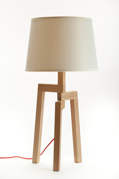 Simple modern wooden table lamp