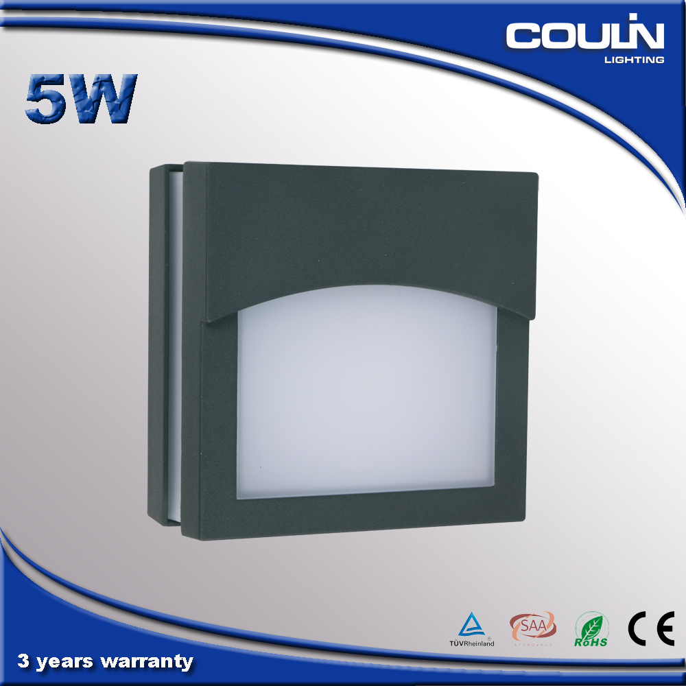 IP54 5W Square Die-cast Aluminum LED Bulkhead Light