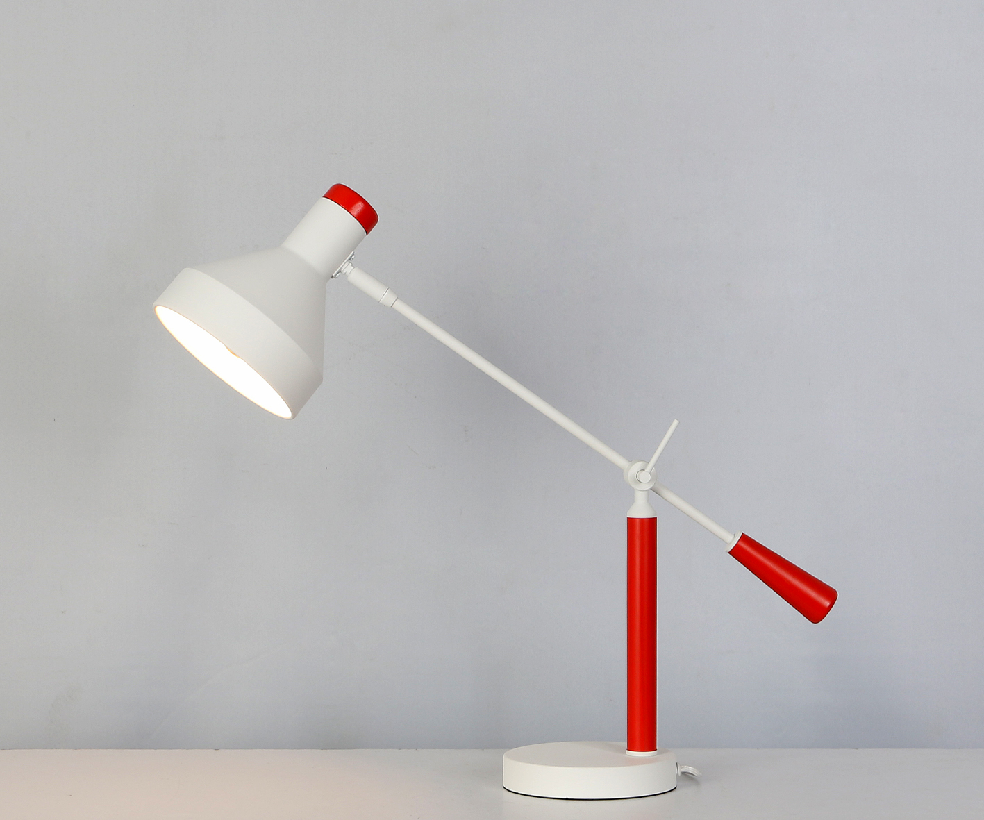 Adjustable Table lamp