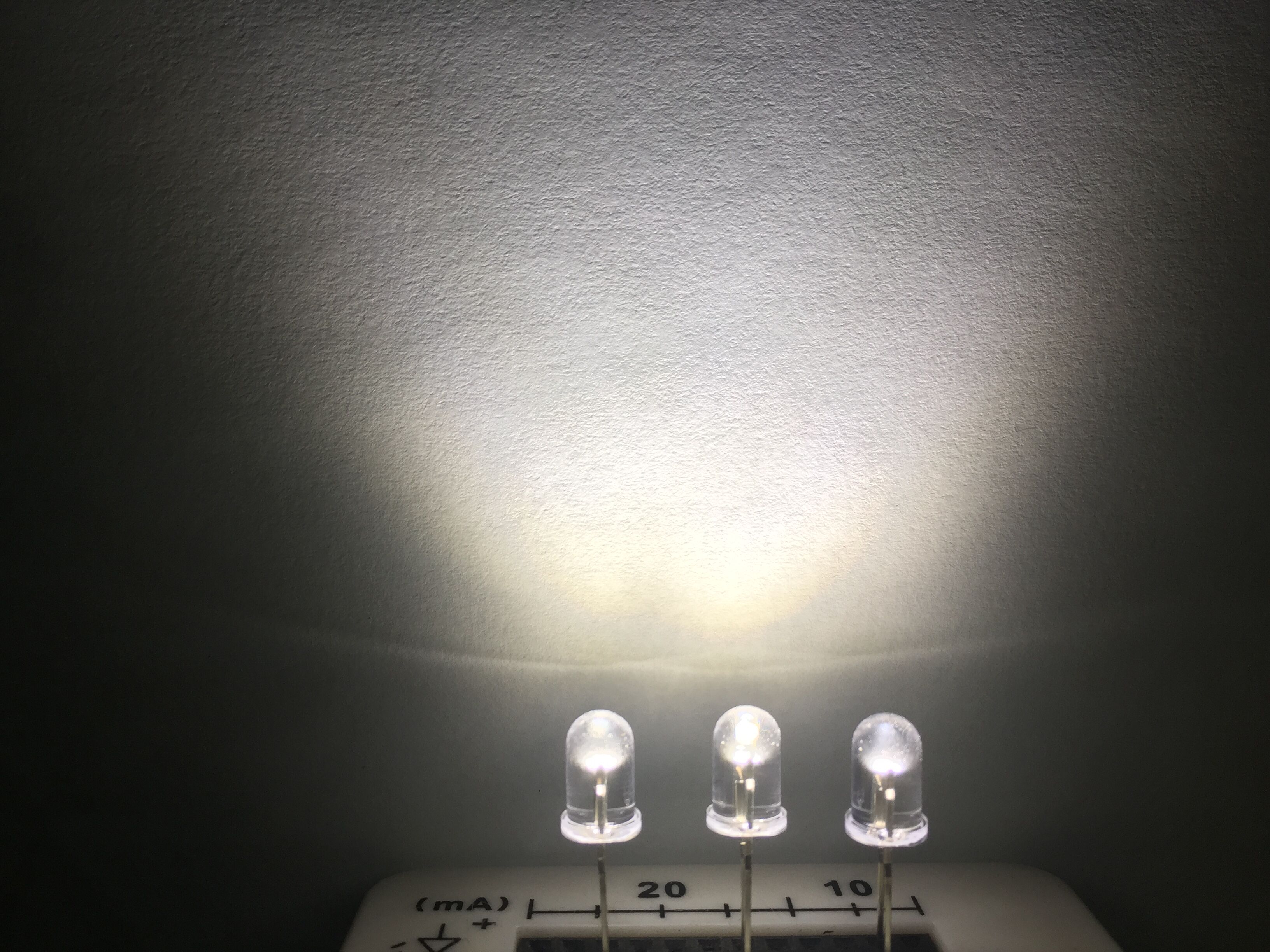 5mm Pure White Through Hole LED UV LED