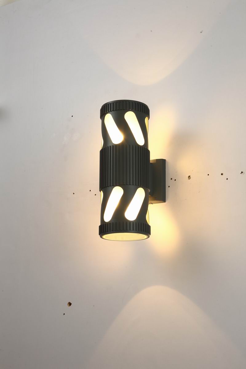 LED outdoor wall light