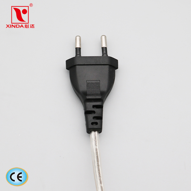 XINDA Plug non-rewirable XD-101 2.5A 250V AC PVC Cu CE