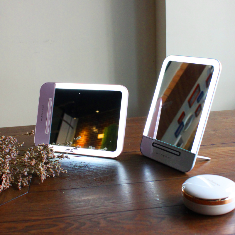 .Touchpad LED Cosmetic mirror