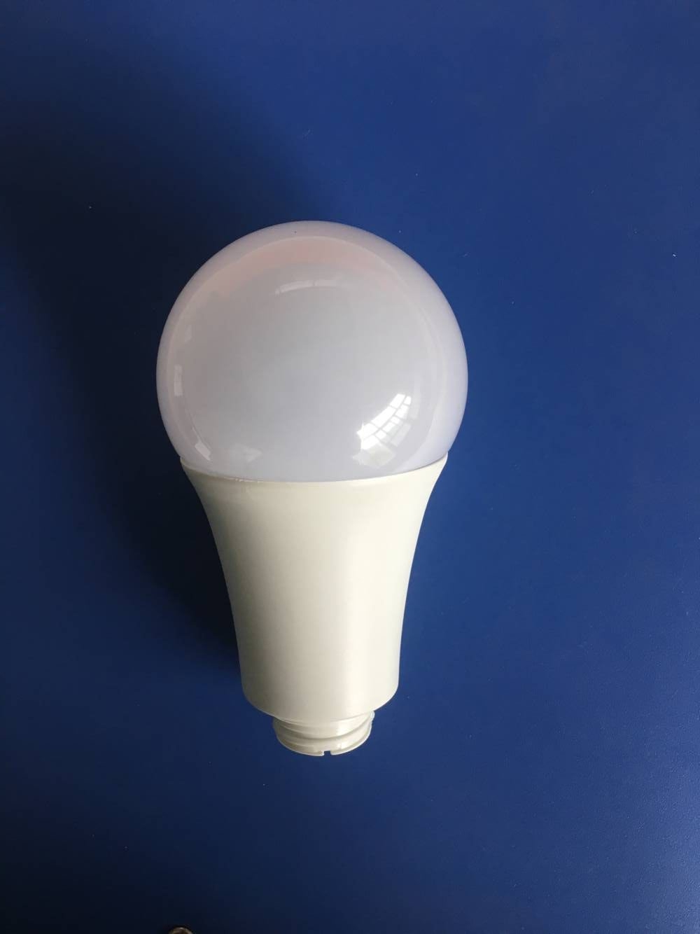 Factory direct sale High Power plastic LED Bulb parts suppliers A70 16W PBT and PC material