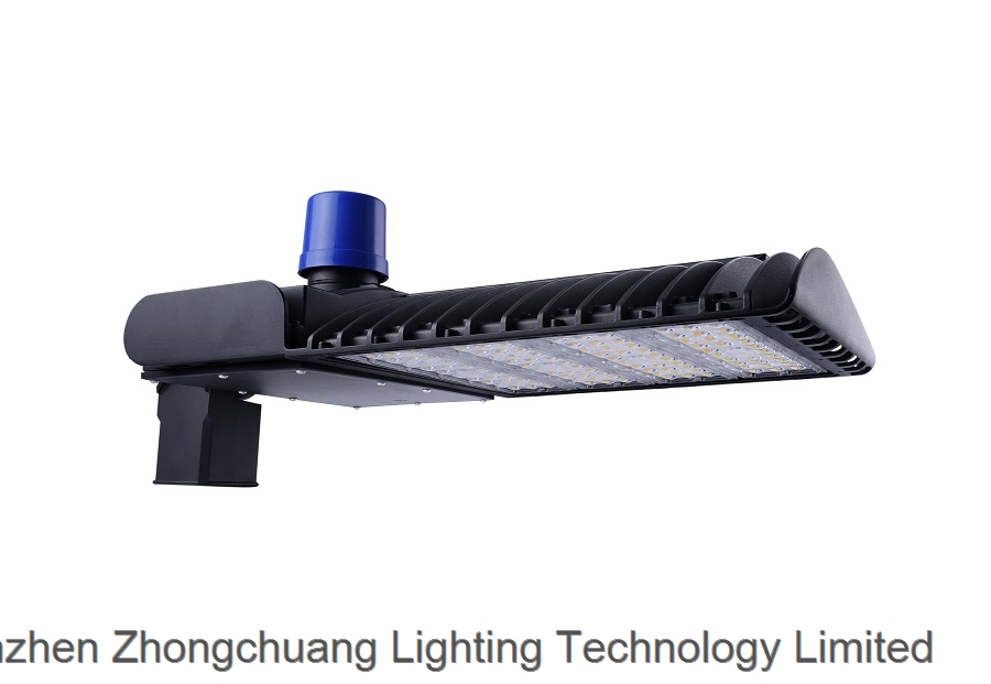 140lm w LED Street Light with Photo Cell