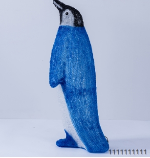 3d penguin motif light