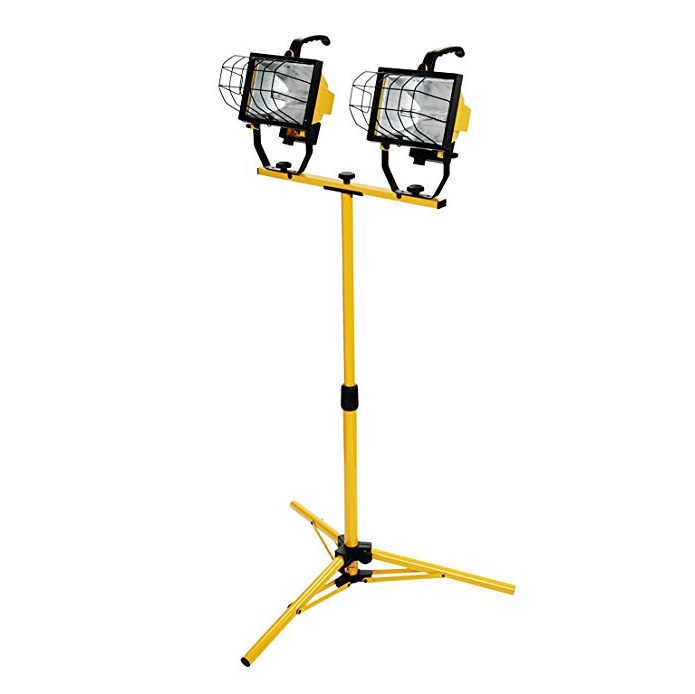 Dual-Head 500W Halogen Flood Work Light with Metal Lamp Housing and Adjustable Telescoping Tripod