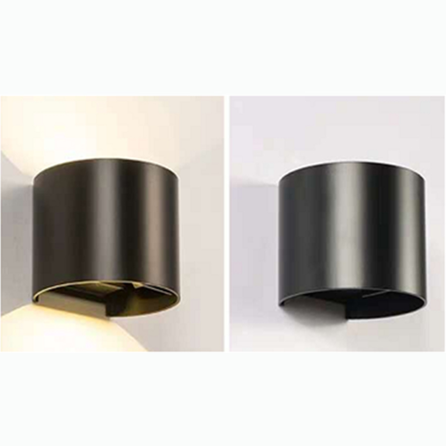 OUTDOOR WALL LAMPS