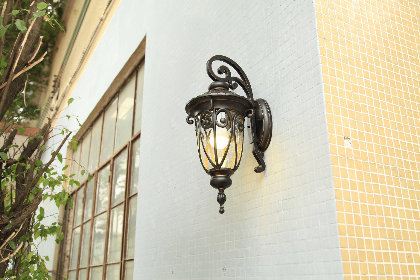 Outdoor wall lamp HS0519