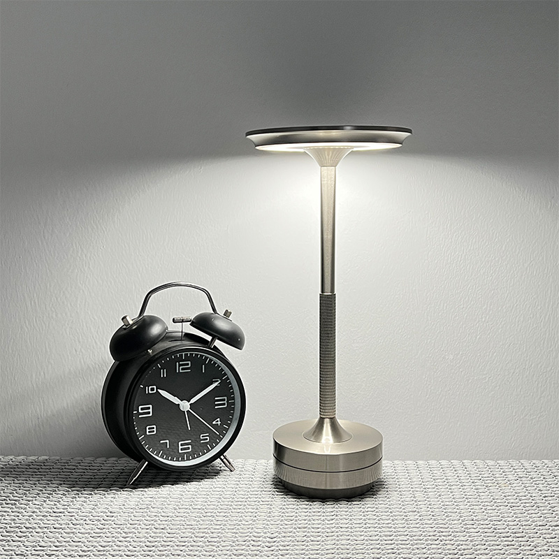 Modern led rechargeable cordless touch dimming table lamp outdoor restaurant bar atmosphere table la