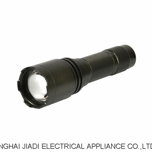 High Lumen 2200lm 10km Bright High Power Flash light Rechargeable torch Light xhp70 Tactical Portabl