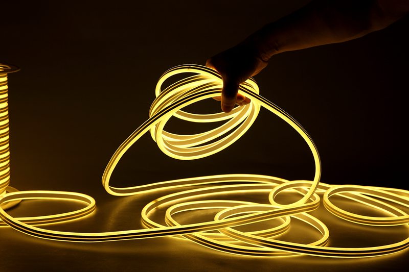 Double-Sided Neon Rope Light With Yellow Light