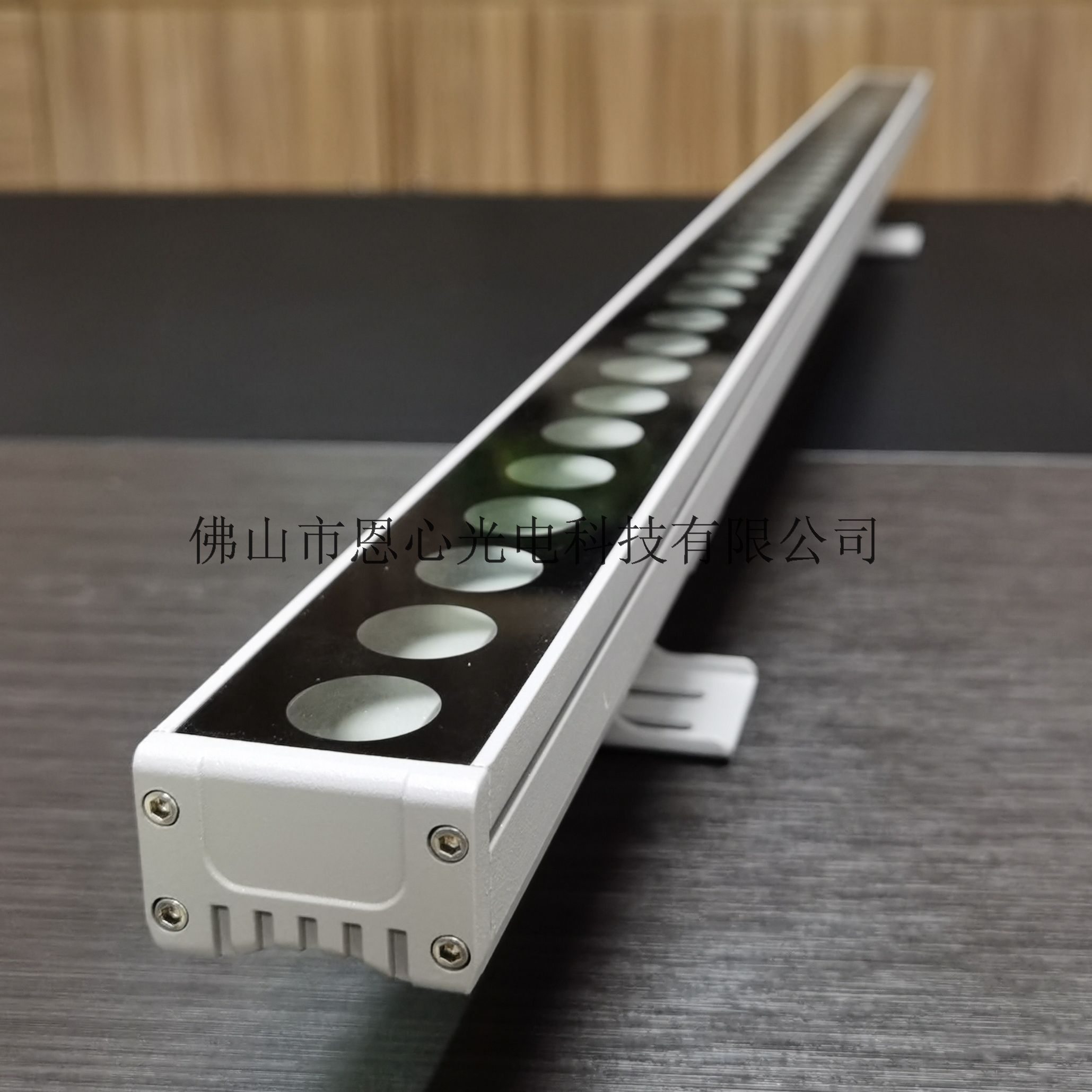High Quality Aluminium Profile Ip65 36w Outdoor Waterproof Lighting Led Wall Washer