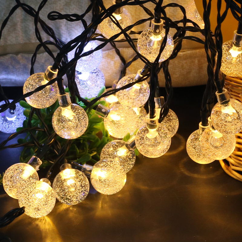 LED string lights with ball
