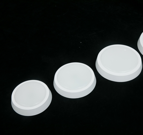 Different size IP64 round 6400k 4000k 3000k PP material led light bulkheads